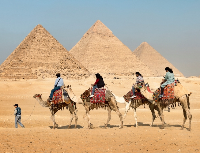 Which Egypt Travel Packages with Flights Offer the Best Value for Families and Couples?